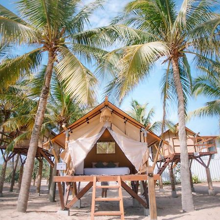 קה גה Hola Beach - Beach Club & Eco Glamping Resort מראה חיצוני תמונה